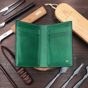 Medium Bifold Wallet | Green Buttero | Free Engrave | Wallet with Photo Window | Hand-stitched Personalized Genuine Leathercraft