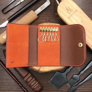 Personalized Handmade Key Holder | Orange Pueblo | Elegant Key Wallet with Premium Amiet Keyplates | Perfect Gift for Relocation
