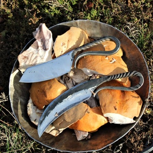 Hand forged Blacksmith blade. Foraging and general use.