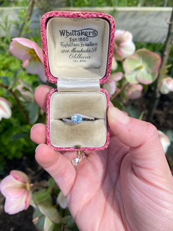 9ct White Gold Topaz and Cubic Zirconia Ring, Size M 1/2 or 6.75