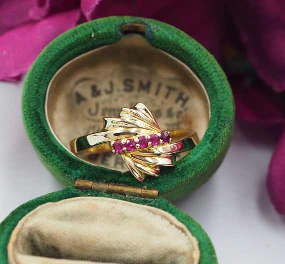 Vintage 9ct Gold Ruby Ring, Size L or 6