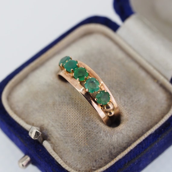 Vintage 14ct Gold Chrysoprase Band Ring, Size M1/2 or 6.75