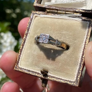 Vintage 9ct Gold and Platinum Diamond Solitaire Ring, Size M or 6.5, Vintage Engagement Ring, Diamond Solitaire Ring, Vintage Diamond Ring