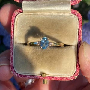 Vintage 9ct Gold Topaz and Diamond Ring, Size N or 7, Vintage Engagement Ring, Vintage Topaz Ring, Vintage Diamond Ring, Topaz and Diamond