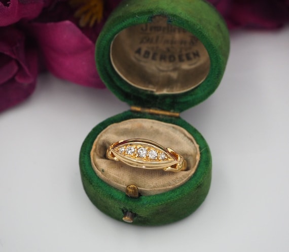 Antique 18ct Yellow Gold Five Stone Diamond Ring,