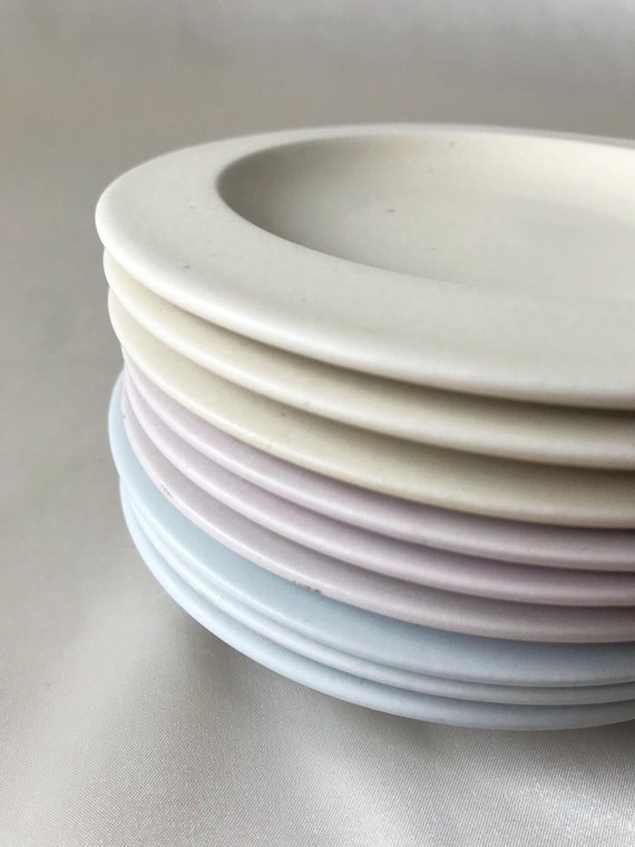 Pastel plate set hotsell