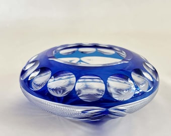 cendrier japonais en verre Kiriko, cendrier japonais, cendrier en verre taillé bleu, cendrier vintage, cendrier japonais vintage, cendrier en verre bleu