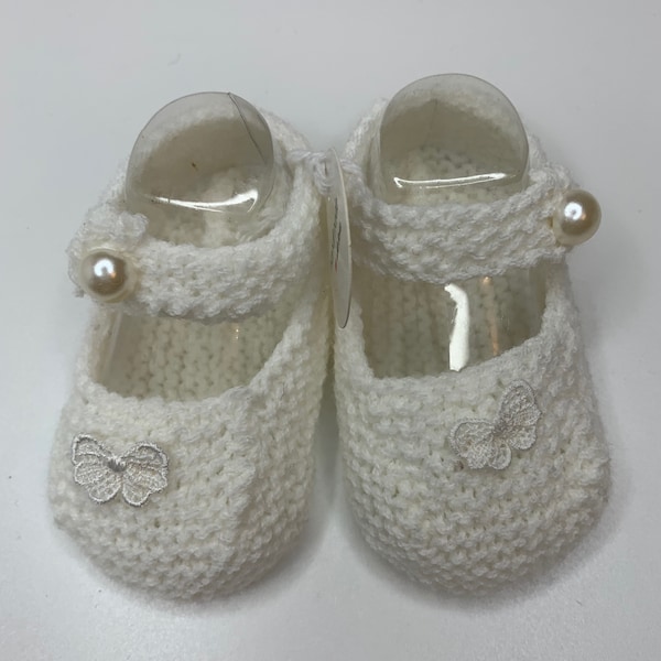 Baby Booties, Baby shoes, Hand knit,  Baby Bootees,  white pram shoes, navy spot bows, pearl applique, 0-3 months