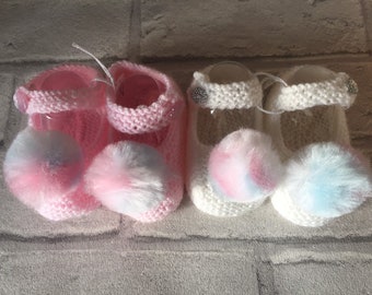 Unicorn Baby Booties, hand knit white shoes with pompoms 0-3 months