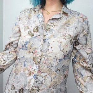 Blusa vintage de mercería de los años 70 con estampado de frutas y punteado