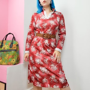 Vintage 1970s Burgundy Floral Print Lace Trim Long Sleeve Midi Dress