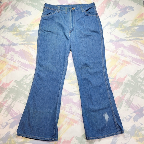 Vintage 1970s Wrangler Bootcut Blue Jeans (size 3… - image 1