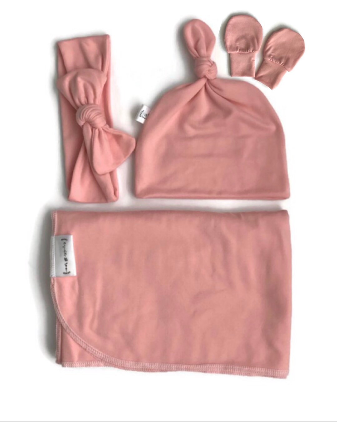 Pink swaddle set / girl baby blanket / baby shower gift / baby Etsy