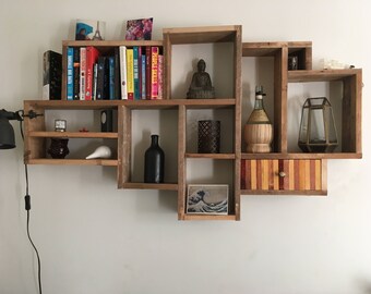 Steigerhout vakkenkast voor boven de bank