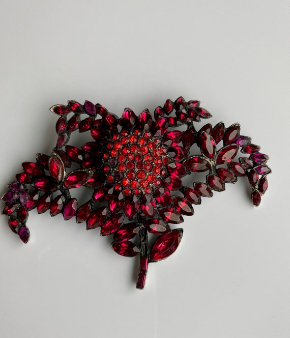 vintage brooch pin bold Gem