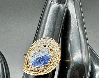 18k Gold Natural Sapphire Ring with Diamonds - Size 5 1/2
