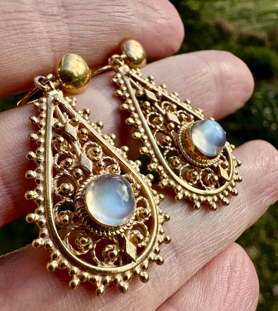 Dramatic 14KT Moonstone Earrings - Etruscan Style… - image 6