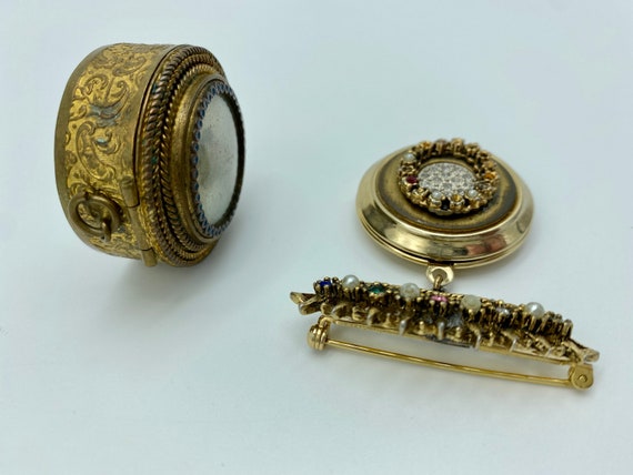 Victorian Pendant Locket & Mid Century Locket Pin - image 7