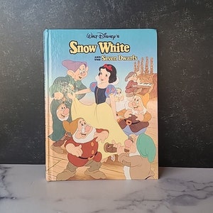 Walt Disney&#39;s Snow White And The Seven Dwarfs