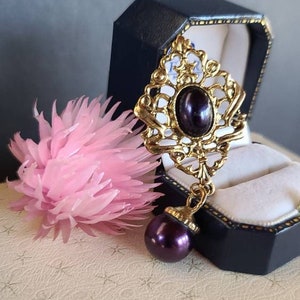 Vintage Ornate Dangling Charm Brooch