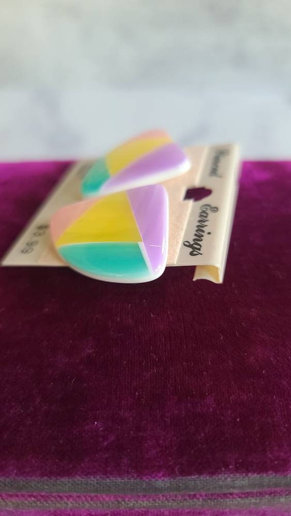 Pastel Plastic Triangular Stud Earrings - image 5