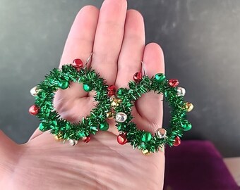 Vintage Christmas Wreath Dangling Pierced Earrings