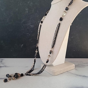 Black And Gold Tone Beaded Tassel Pendant Necklace Vintage Costume Jewelry
