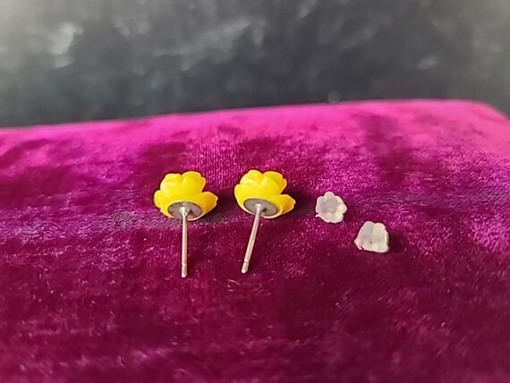 Vintage Yellow Plastic Rose Stud Earrings - image 6