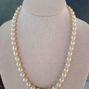 Vintage Faux Pearl Beaded Necklace, READ