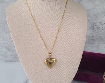 Gold Tone Metal Heart Locket Pendant Necklace