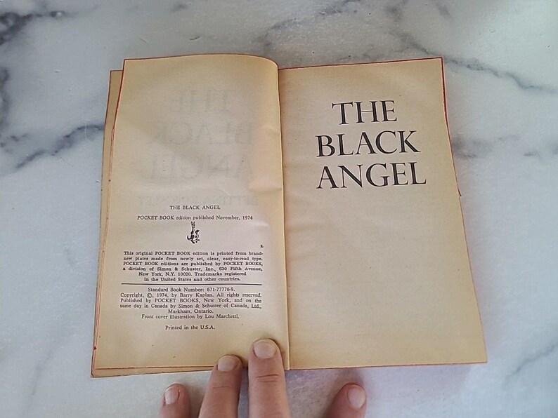 El ángel negro de Bettina Kingsley (libro de bolsillo) imagen 4