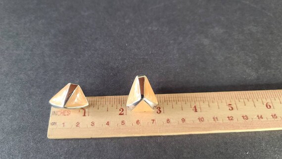 Triangular Silver and Apricot Screwback Earrings - image 9