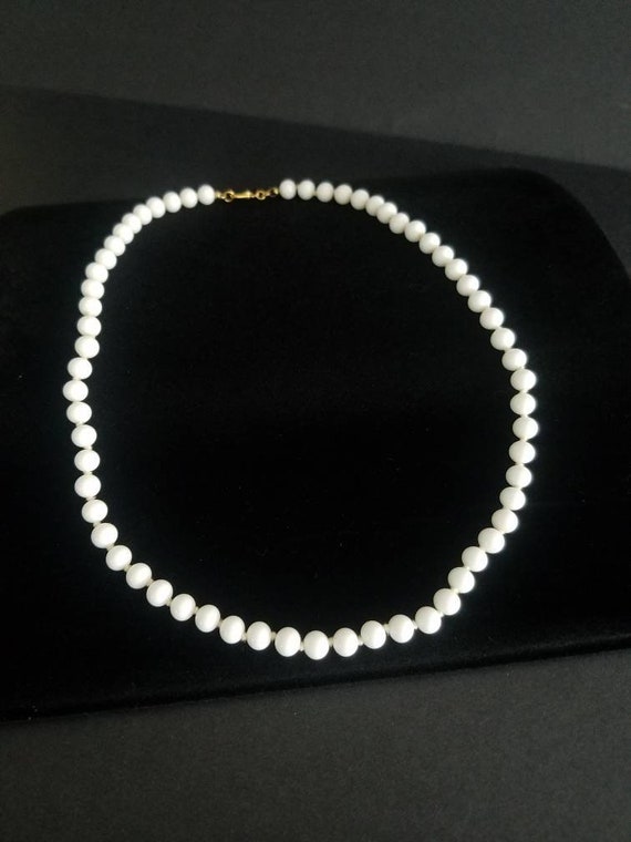 Monet white 2024 bead necklace