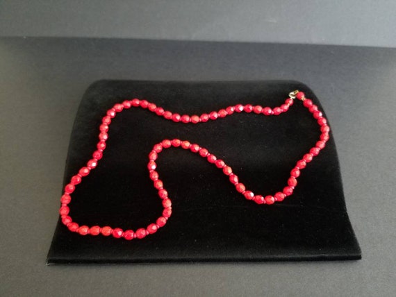 Cherry Red Single Strand Beaded Necklace, Faceted… - image 3