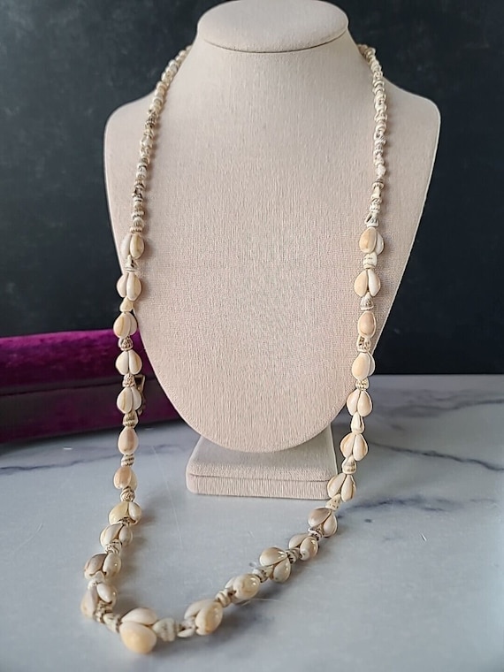 Vintage Beaded Shell Necklace - image 1