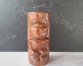 Taza Tiki de cerámica marrón vintage