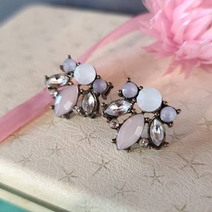 Muted Neutral Pink Rhinestone Pierced Earrings