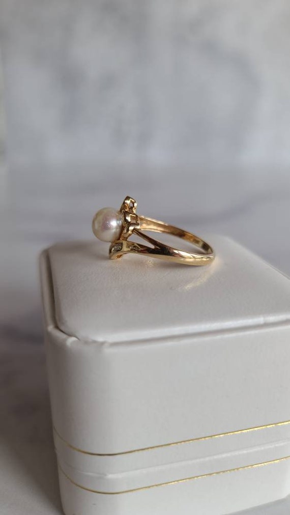 10K Gold Pearl and Diamond Bypass Ring - image 5