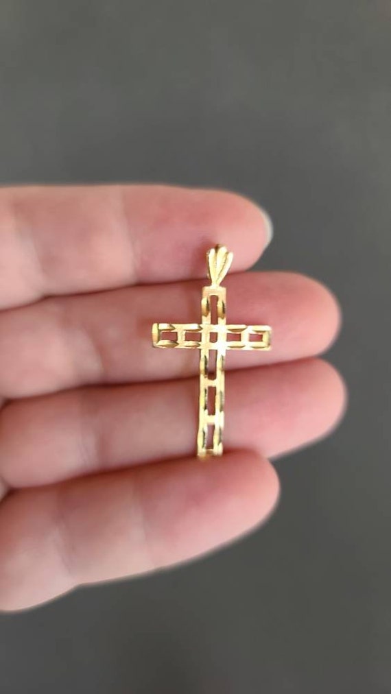 14K Gold Filigree Cross Pendant - Etsy