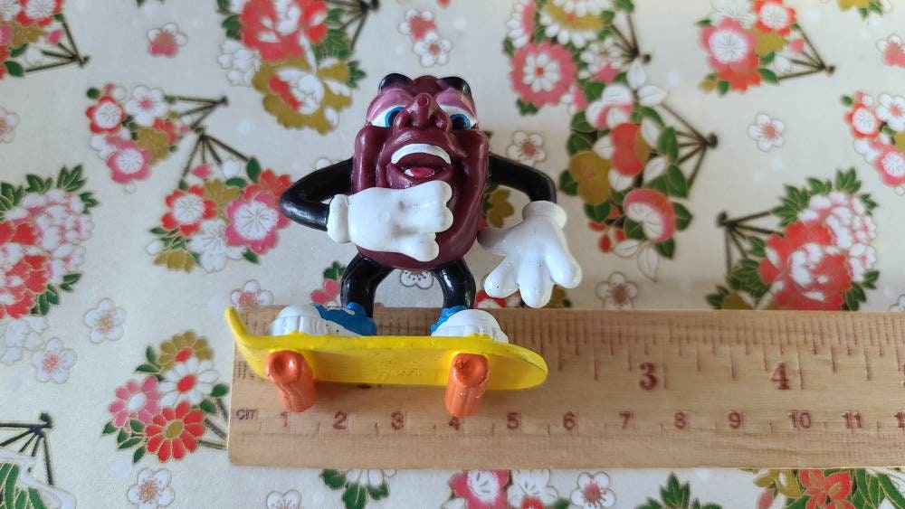 1980年代のヴィンテージ カリフォルニアレーズン フィギュア - Etsy 日本