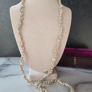 Shell Beaded Necklace Vintage