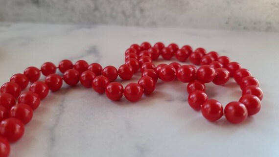Cherry Red Beaded Necklace - image 5