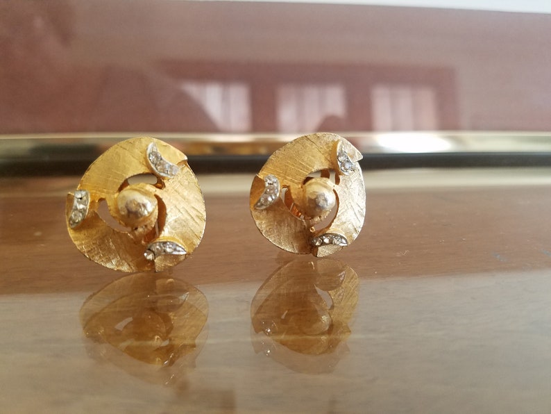 Gold Swirl with Crystal Rhinestones Vintage Clip-on Earrings B.S.N Marked Earrings
