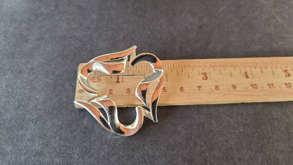 Monet Silver Triangular Brooch - image 8