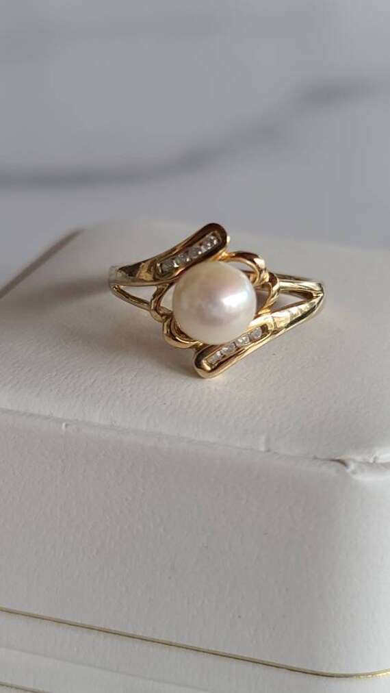 10K Gold Pearl and Diamond Bypass Ring - image 2