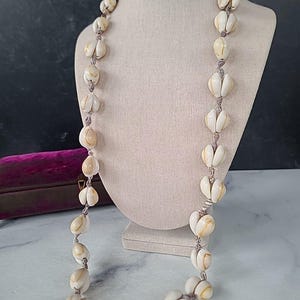 Shell Beaded Necklace Vintage