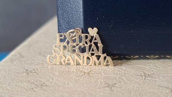 14K Extra Special Grandma Pendant - image 1