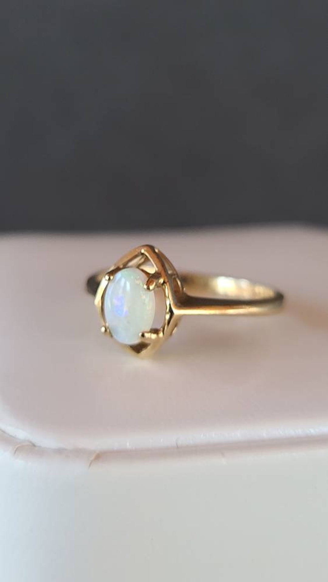 10k gold opal ring deals