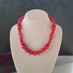 Vintage Red Plastic Beaded Necklace