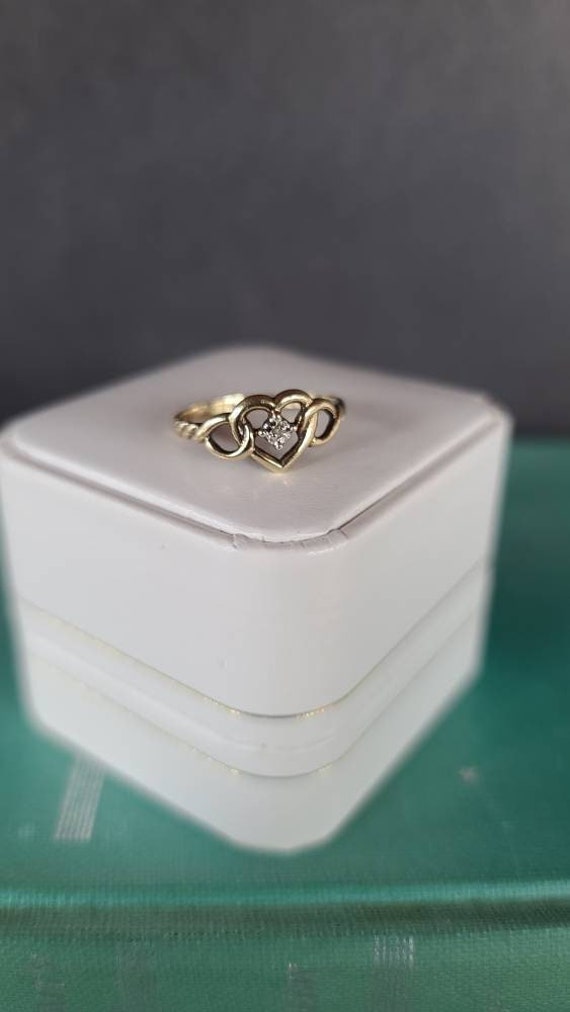 Vintage 9K Moissanite Heart Ring